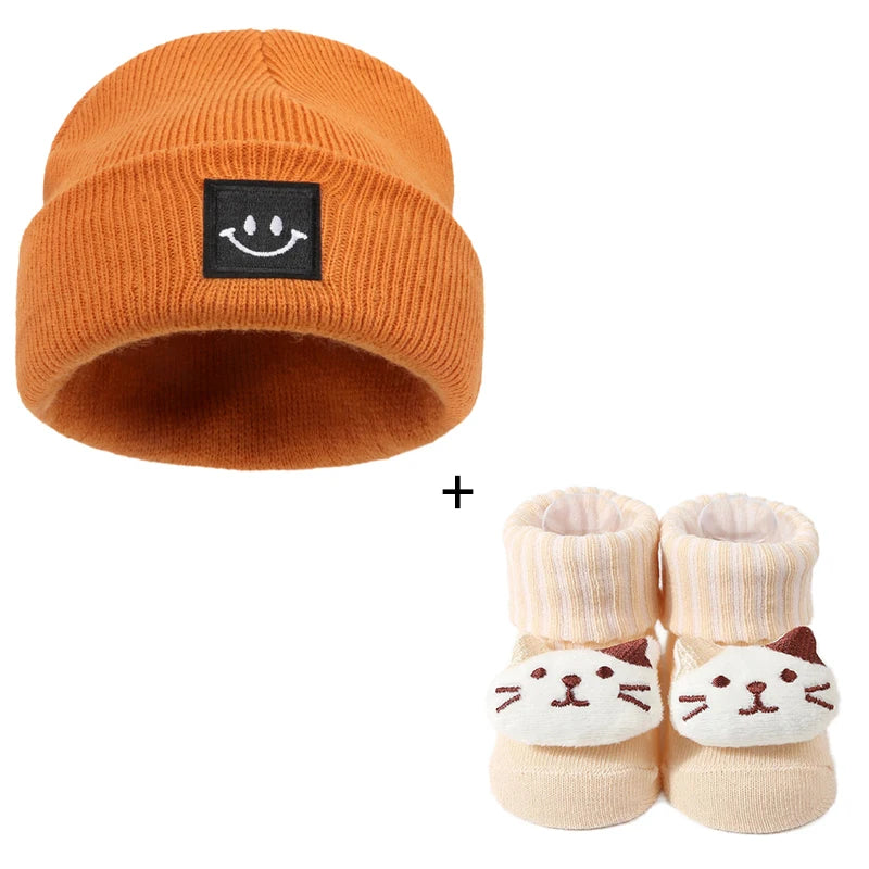 Cotton Baby Hat & Sock Set — 0–6 Months
