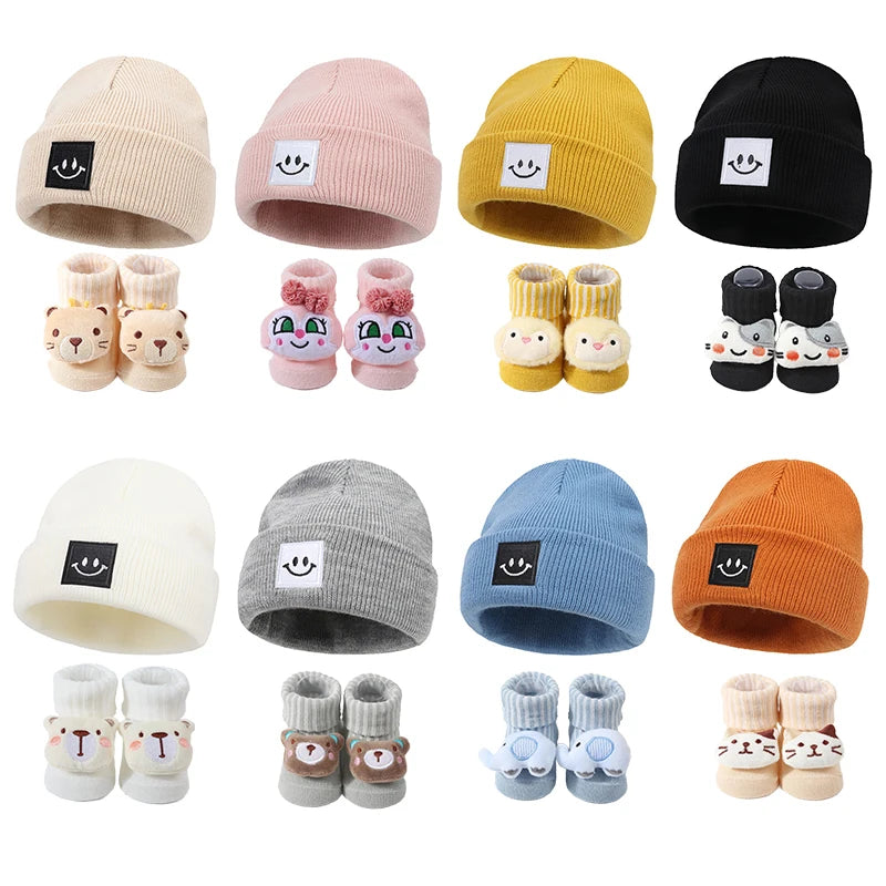 Cotton Baby Hat & Sock Set — 0–6 Months
