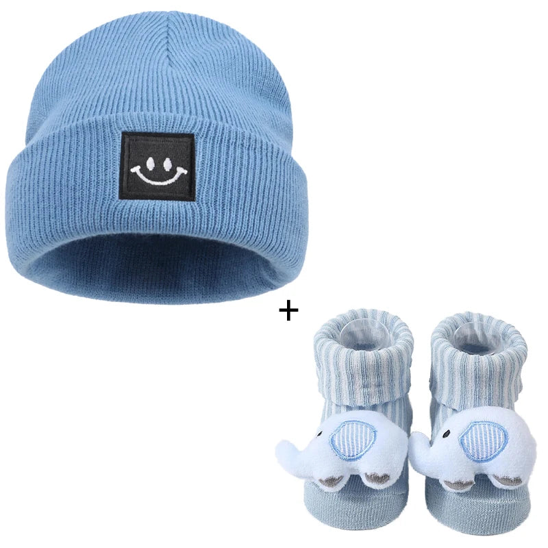 Cotton Baby Hat & Sock Set — 0–6 Months