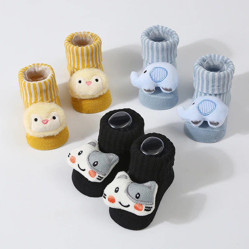 Cotton Baby Hat & Sock Set — 0–6 Months