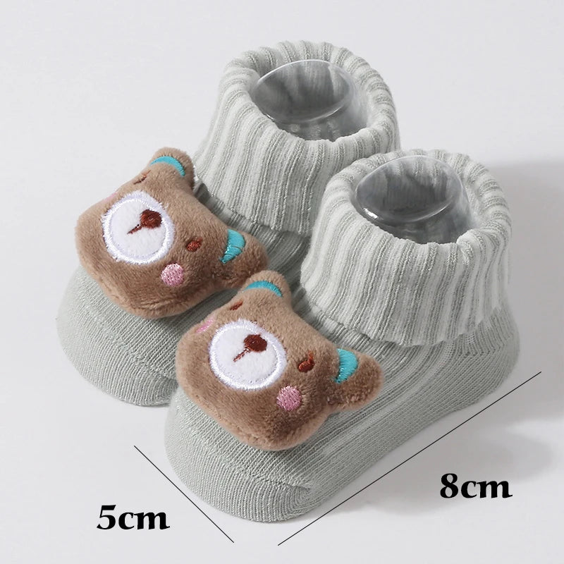 Cotton Baby Hat & Sock Set — 0–6 Months