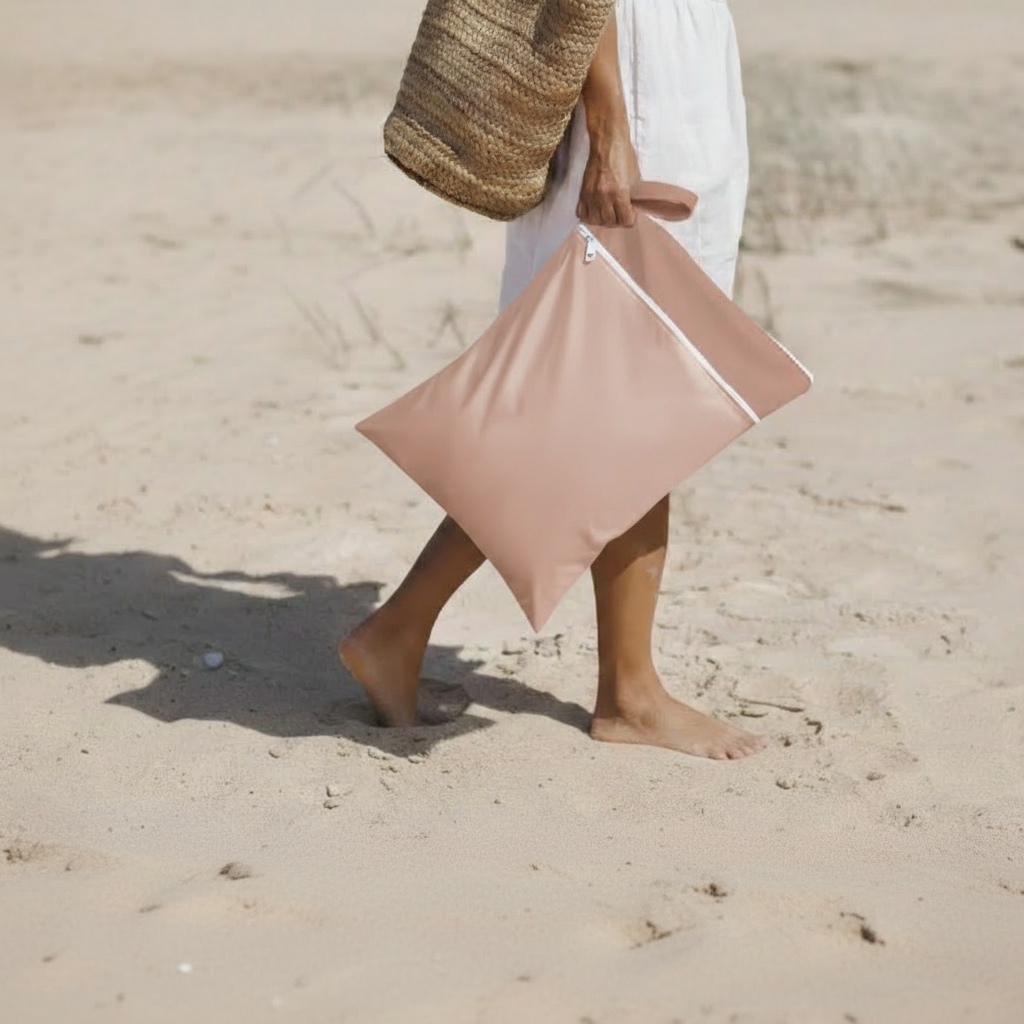 Roze wetbag lifestyle beach 1:1