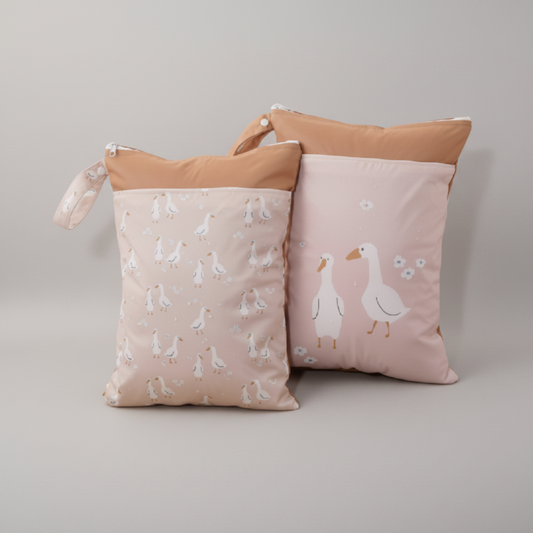 Wet bags packshot grijze achtergrond 1:1